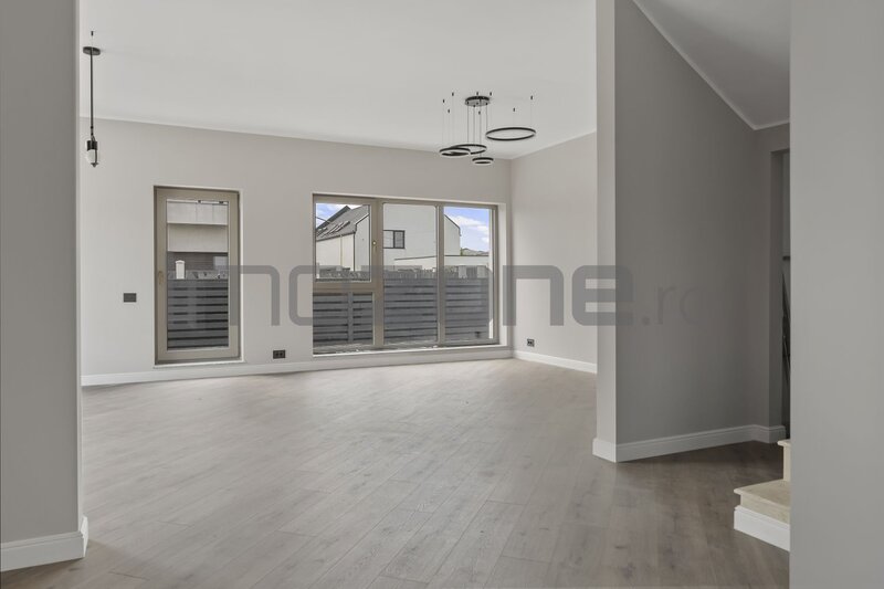 Otopeni Vila - 4 camere,  situata in Otopeni, 131mp utili, teren 350mp, 2 locuri parcare