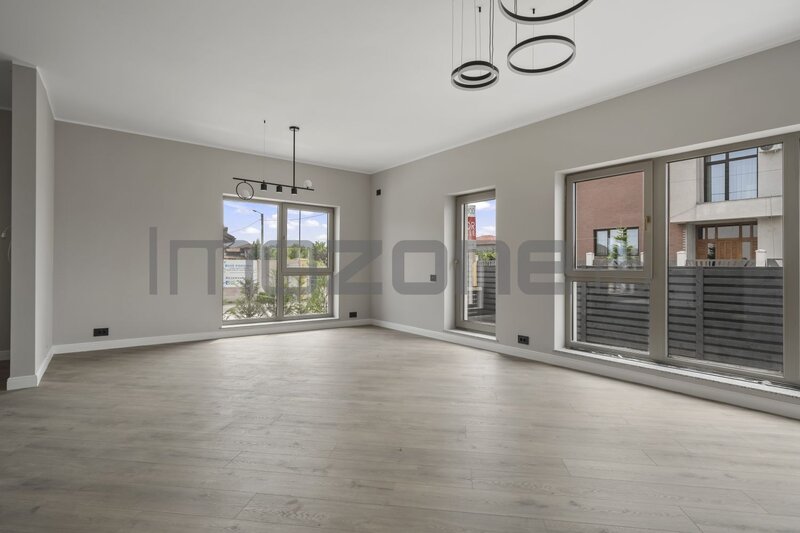 Otopeni Vila - 4 camere,  situata in Otopeni, 131mp utili, teren 350mp, 2 locuri parcare